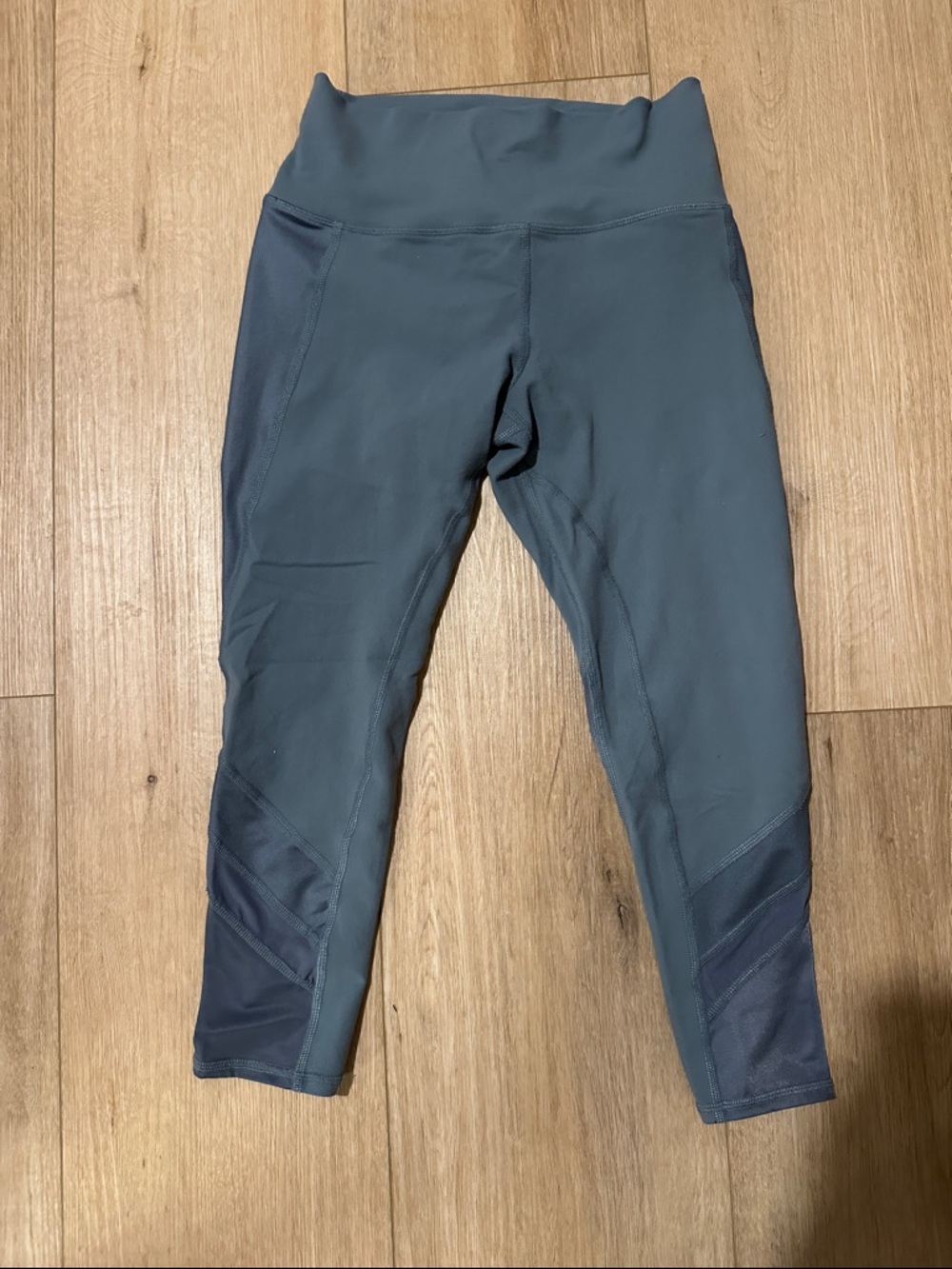 Alo Yoga Coast Mesh Leggings